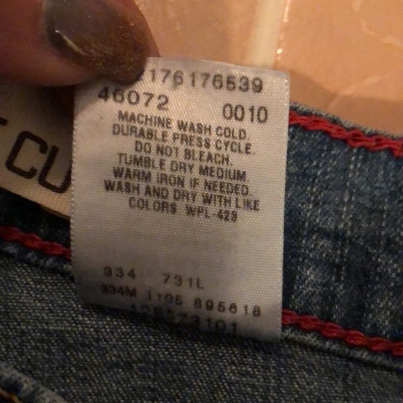 Levi’s 550 Relaxed Bootcut Jeans - Picture 4 of 9